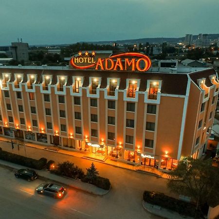 Adamo Hotel Varna Bagian luar foto